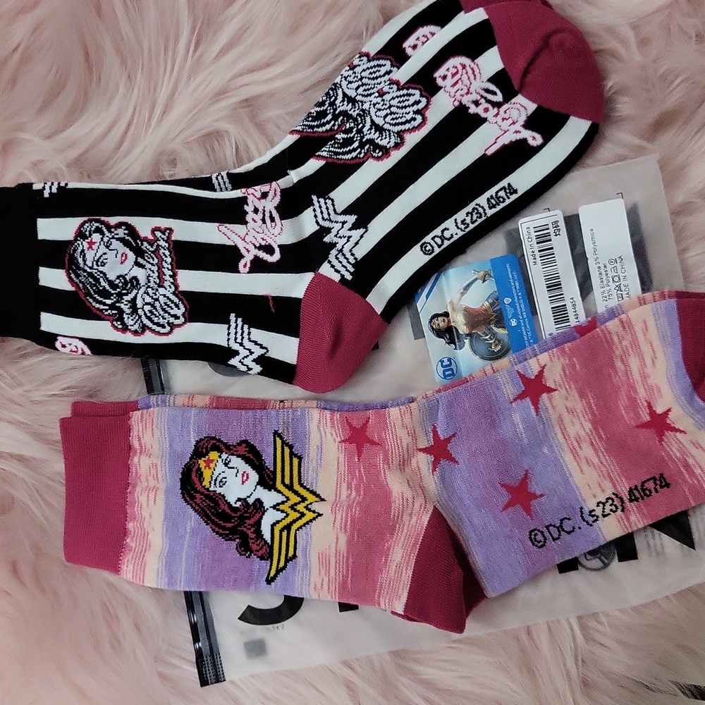 Brand New SHEIN WONDER WOMAN Sock Set-2CT.